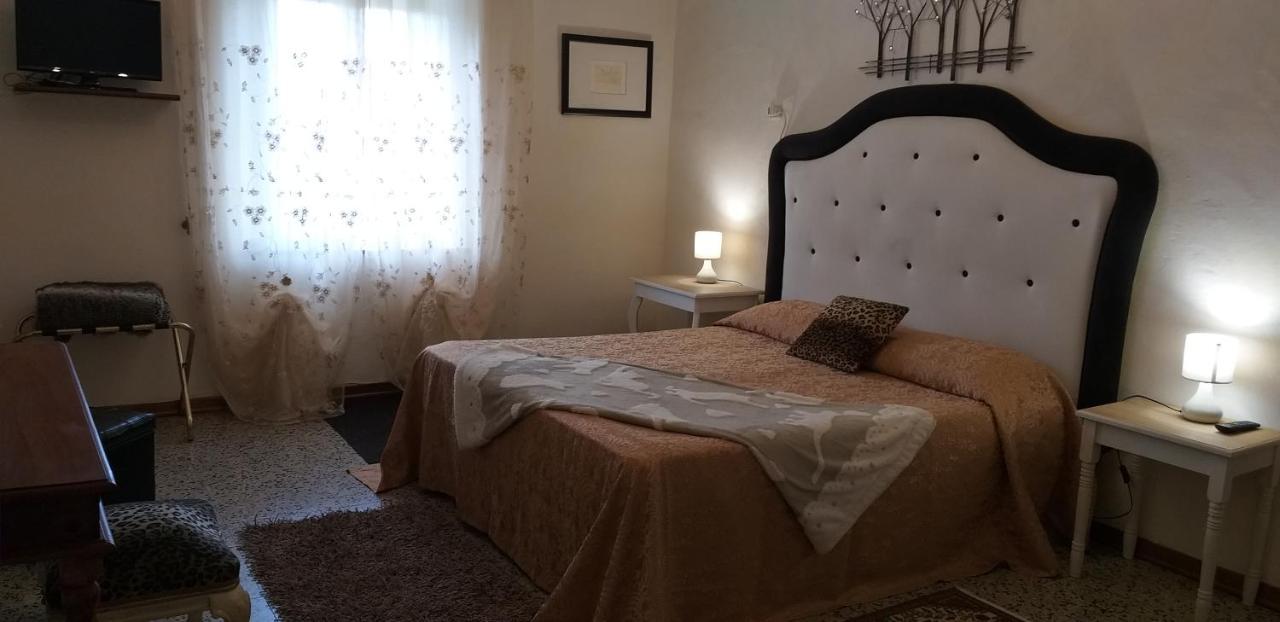 Bed and Breakfast La Cascina Della Grotta Di Tufo San Valentino  Zewnętrze zdjęcie
