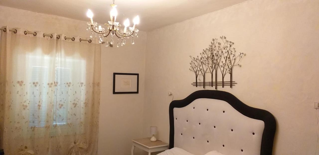Bed and Breakfast La Cascina Della Grotta Di Tufo San Valentino  Zewnętrze zdjęcie