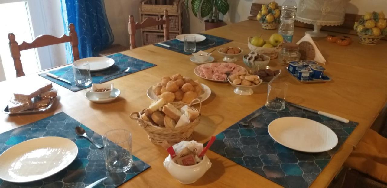 Bed and Breakfast La Cascina Della Grotta Di Tufo San Valentino  Zewnętrze zdjęcie